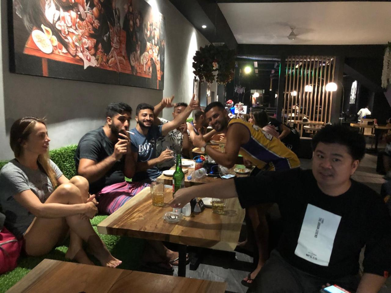 M Box Asrama